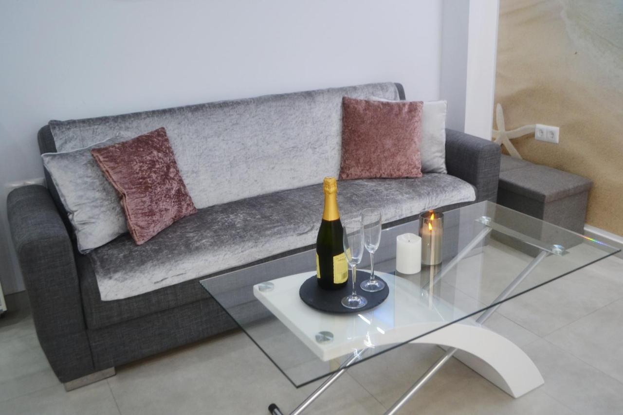Blue Horizon Luxury Apartment 内尔哈 外观 照片