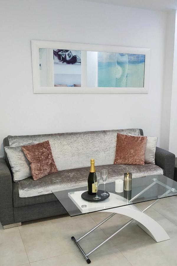 Blue Horizon Luxury Apartment 内尔哈 外观 照片