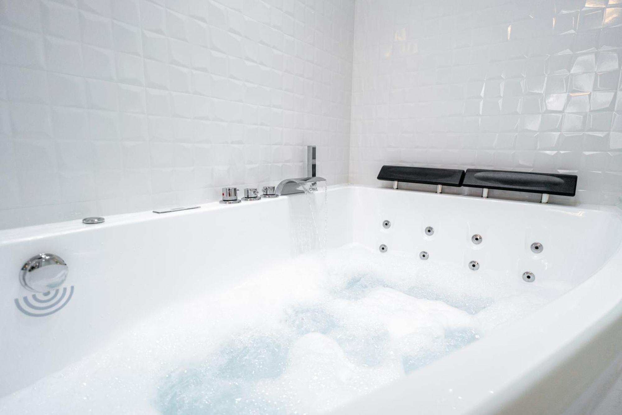 Blue Horizon Luxury Apartment 内尔哈 外观 照片