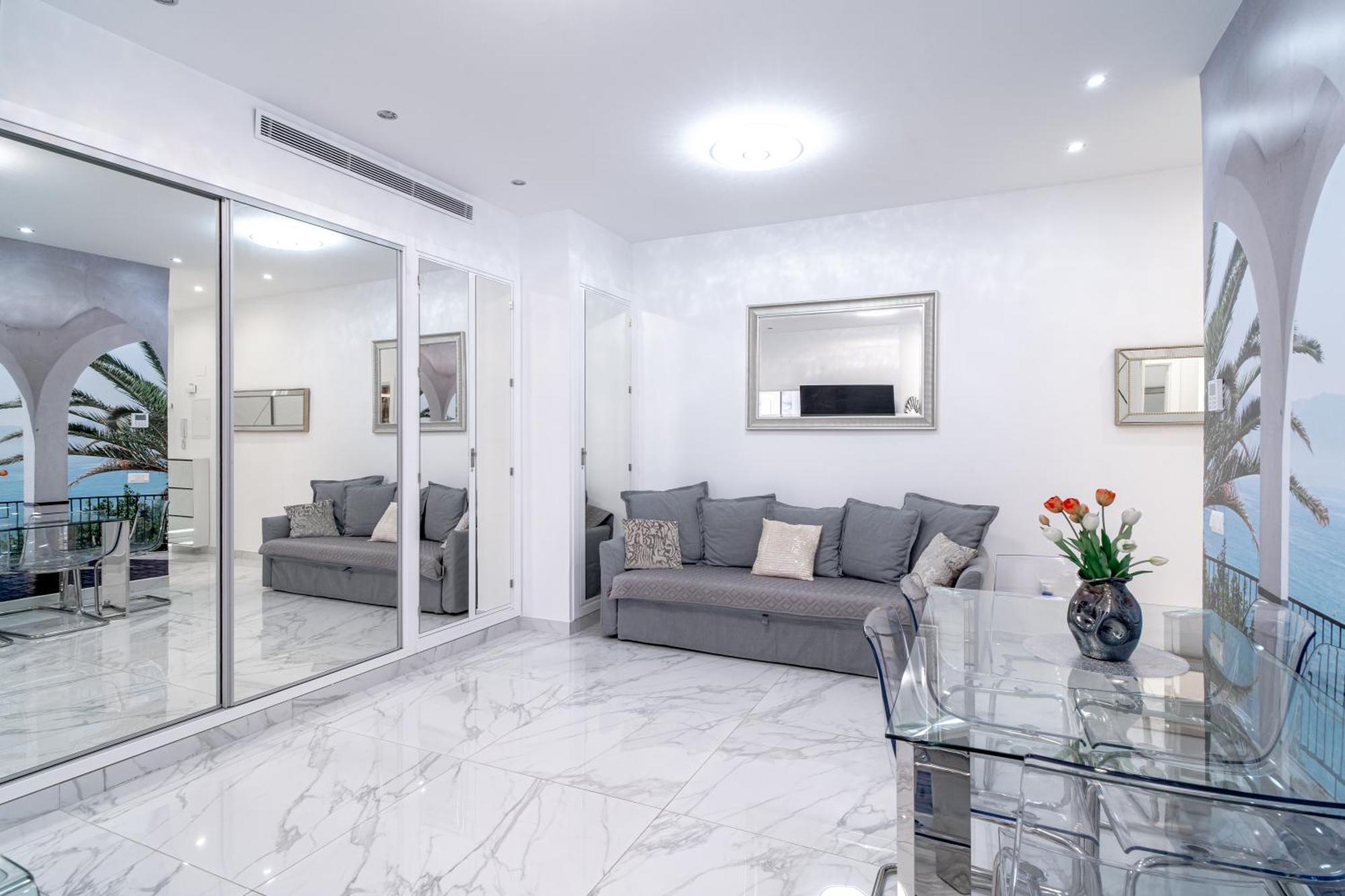 Blue Horizon Luxury Apartment 内尔哈 外观 照片